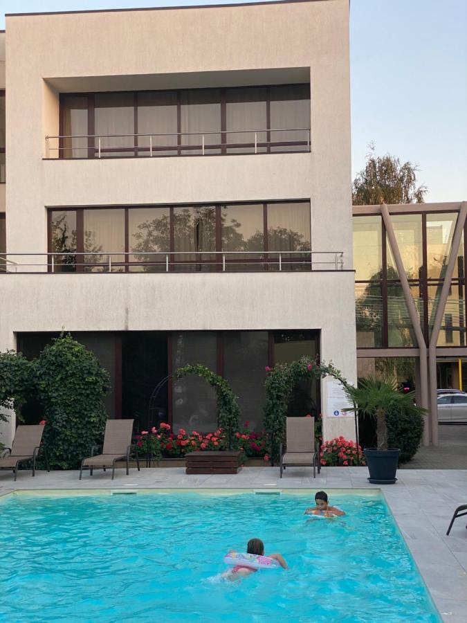 Hotel Perla Тімішоара Екстер'єр фото