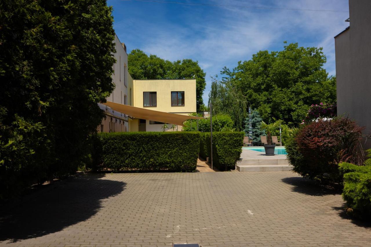 Hotel Perla Тімішоара Екстер'єр фото