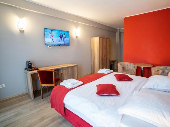 Hotel Perla Тімішоара Екстер'єр фото