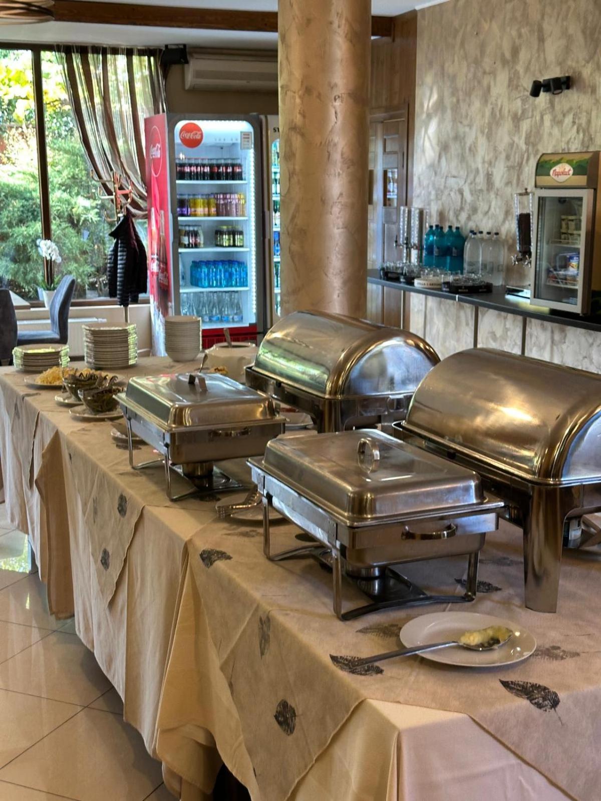 Hotel Perla Тімішоара Екстер'єр фото